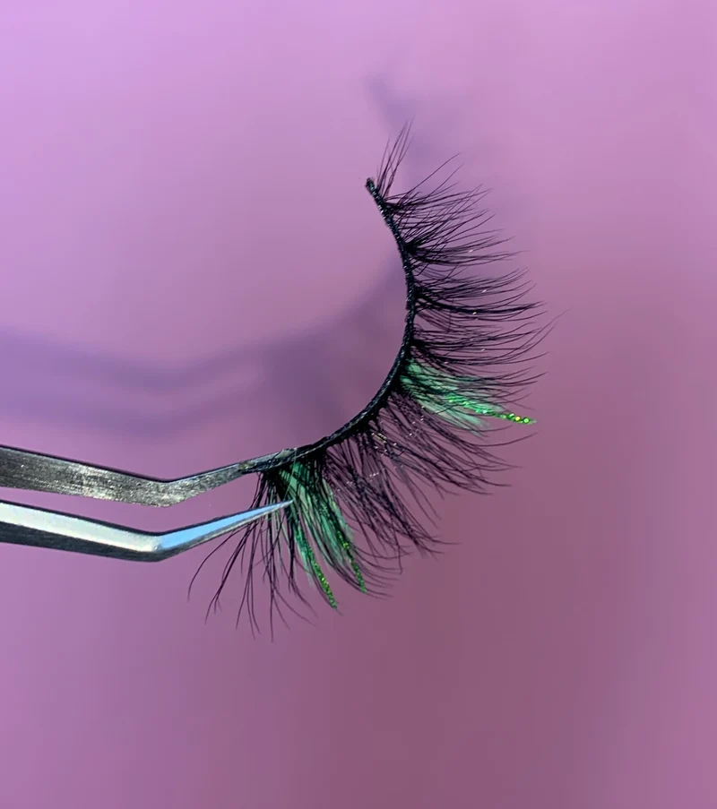 “Kush” glitter lash