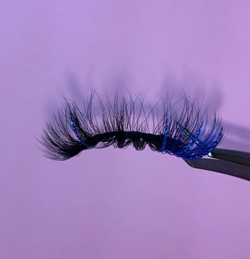 “Luxury” glitter lash