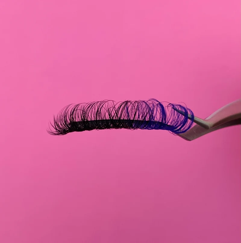 “Indigo” lash