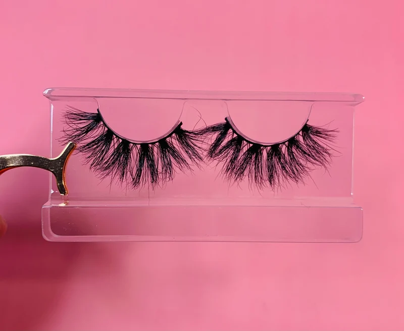 “Honey” lash