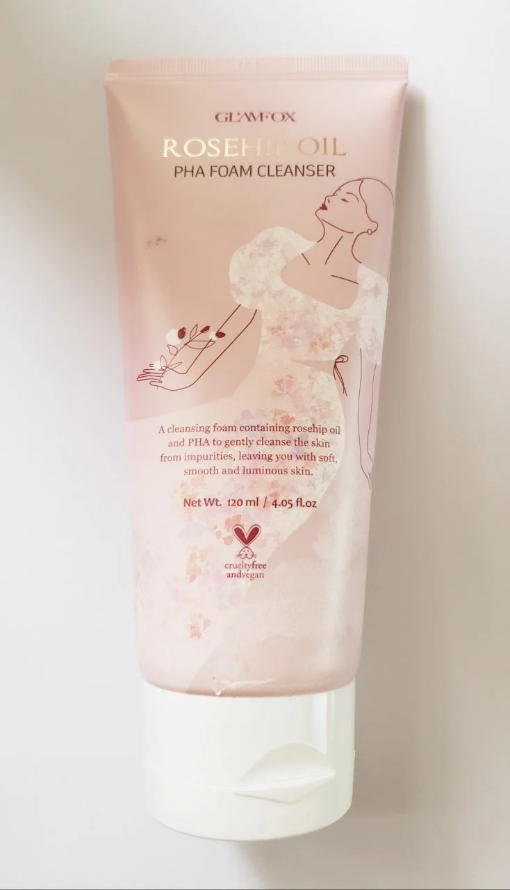 Glamfox Rosehip Oil PHA Foam Cleanser