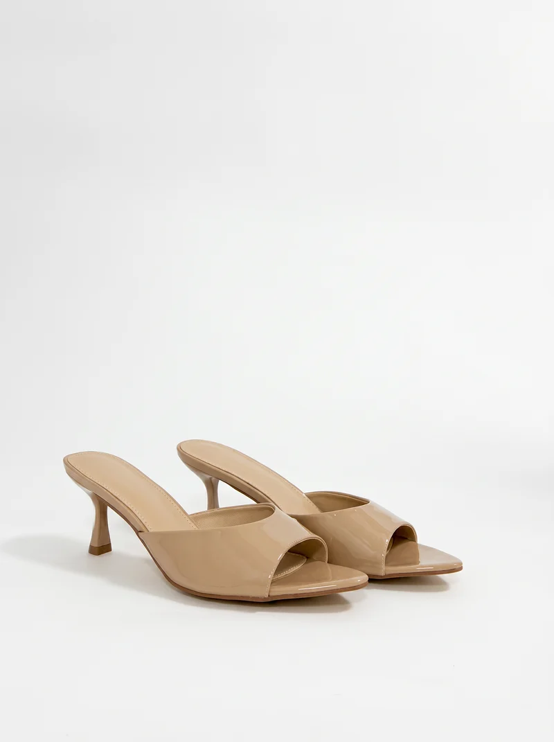 Mule nude effetto vernice con tacco 70 mm - Naturale
