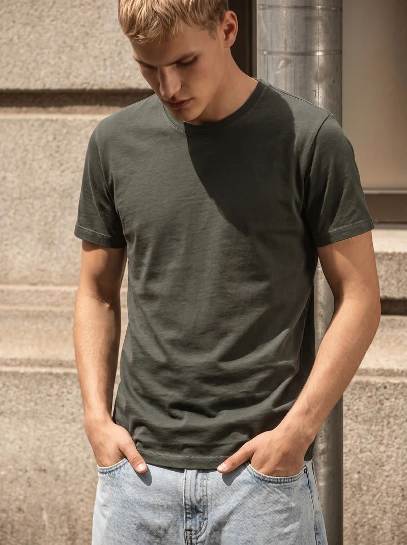 T-shirt girocollo in cotone mercerizzato - Verde militare