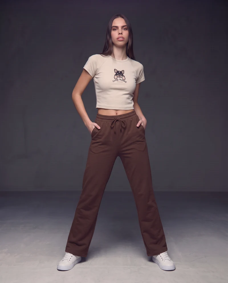 Pantaloni tuta dritti con coulisse in vita - Marrone cioccolato