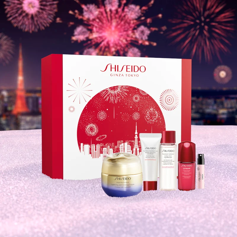 Vital Perfection - Uplifting and Firming Cream Confezione 50 ML Crema Viso Giorno + 15 ML Mousse Detergente Viso + 30 ML Lozione Detergente Viso + 10 ML Siero Viso