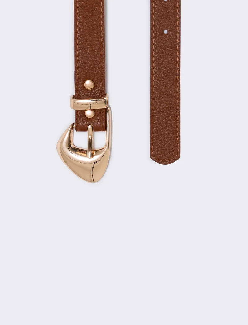 Cintura asimmetrica con fibbia elegante - Marrone