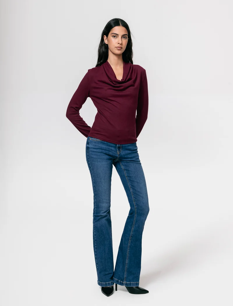 Maglia in tessuto morbido con scollo drappeggiato - Bordeaux