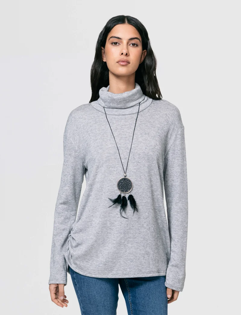 Tshirt manica lunga con collo alto in tessuto pesante con collana - Grigio mel.