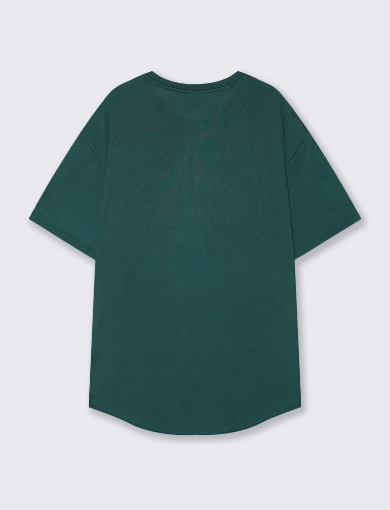 T-shirt girocollo loose fit con fondo stondato - Verde petrolio