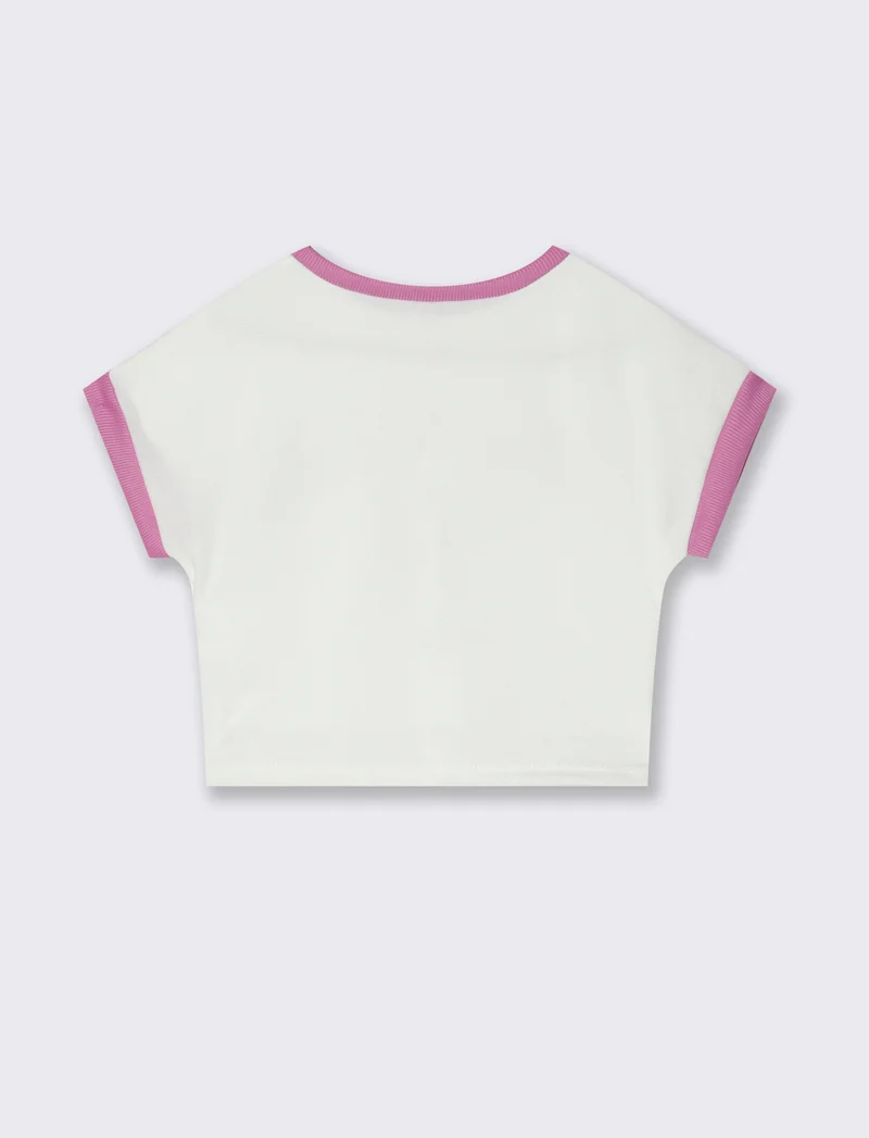 T-shirt da bambina con davanti in pizzo e stampa colorata. - Bianco