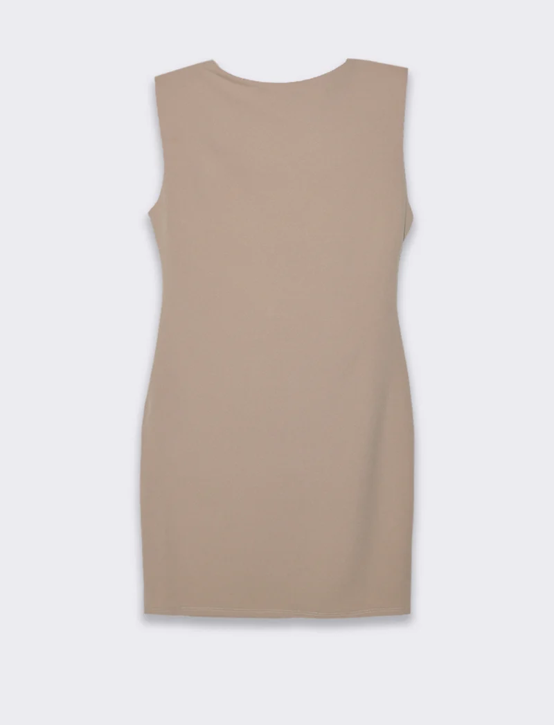 Vestito in tessuto elastico, arriccio sul fianco. - Beige