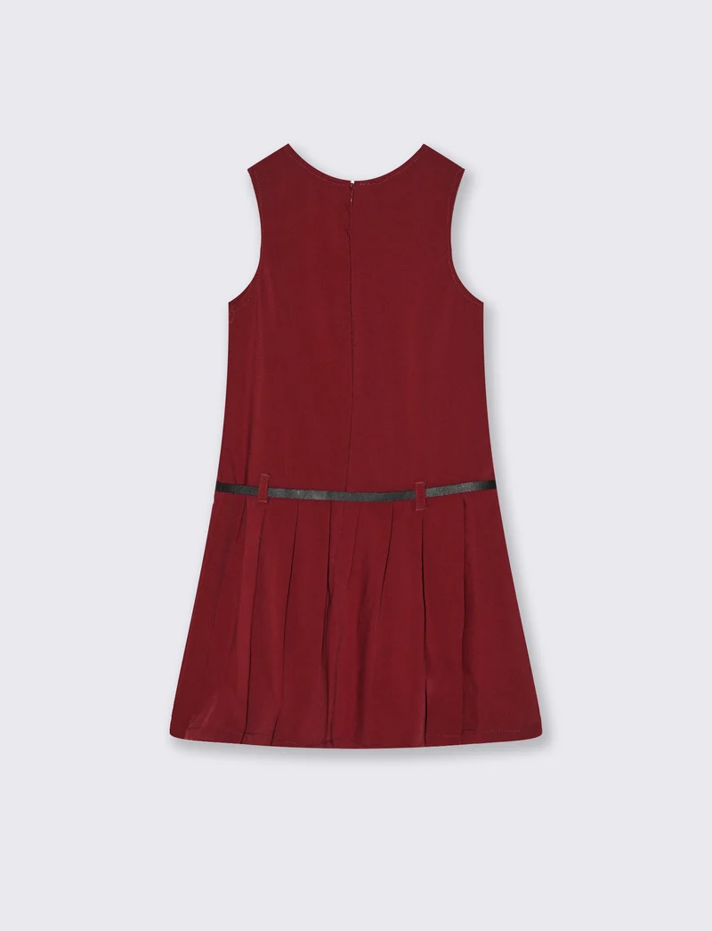 Vestito da bambina giromanica con gonna a pieghe e cintura. - Bordeaux