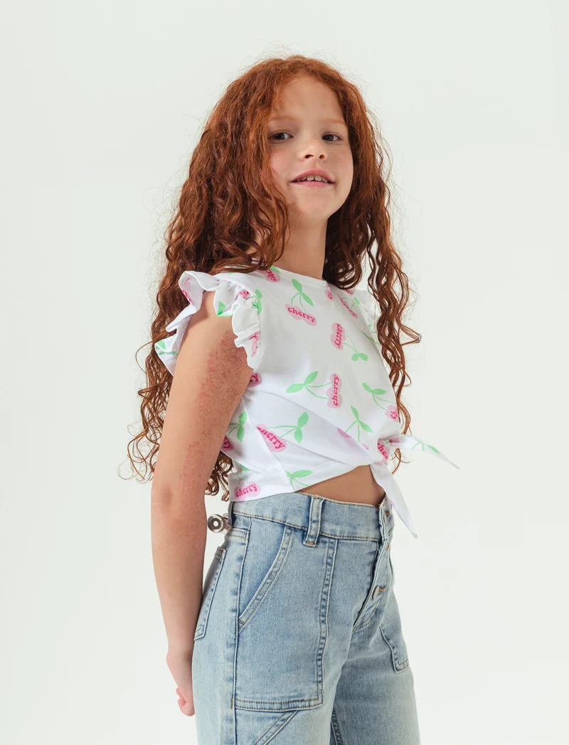 T-shirt stampata con nodo al fondo da bambina - Bianco