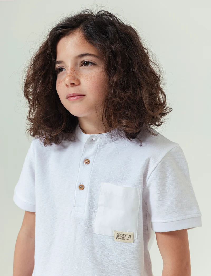 T-shirt con dettagli in misto lino da bambino - Bianco latte