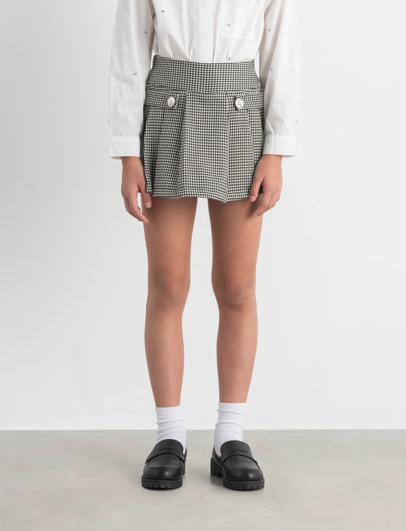 Short finta gonna in pied de poul. - Fantasia