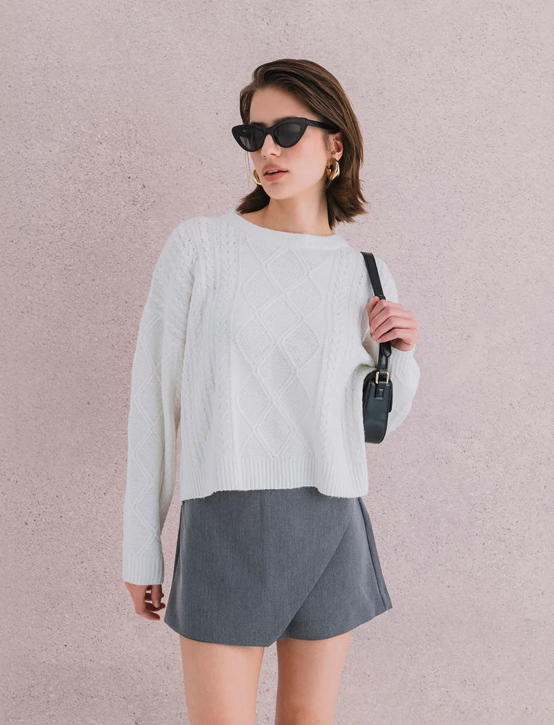 Maglia manica lunga girocollo crop con lavorazione a trecce - Avorio