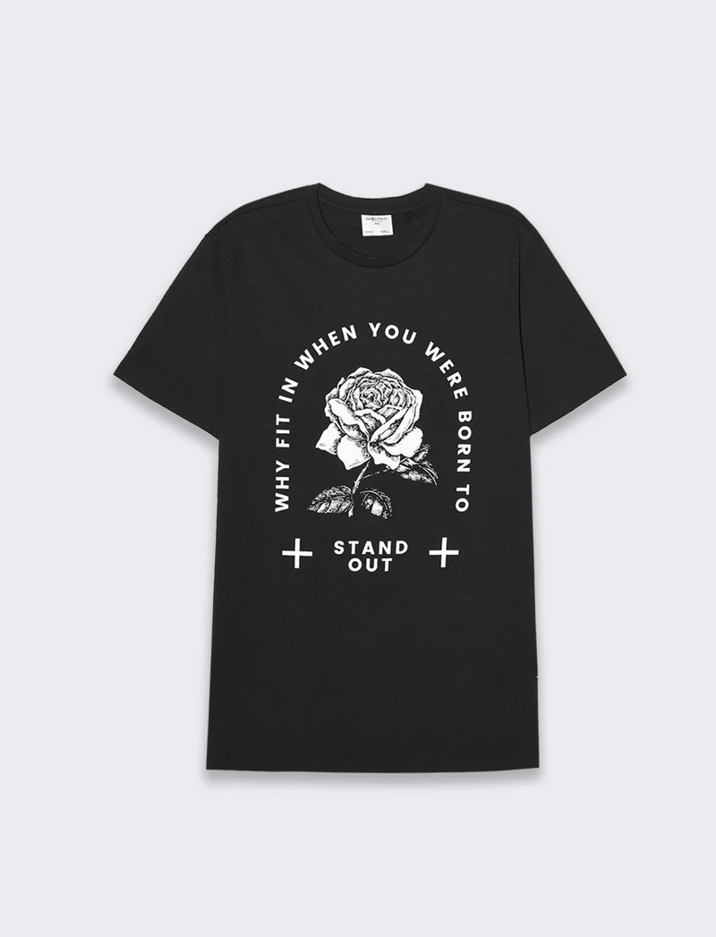 T-shirt in cotone con stampa regular fit da uomo - Nero