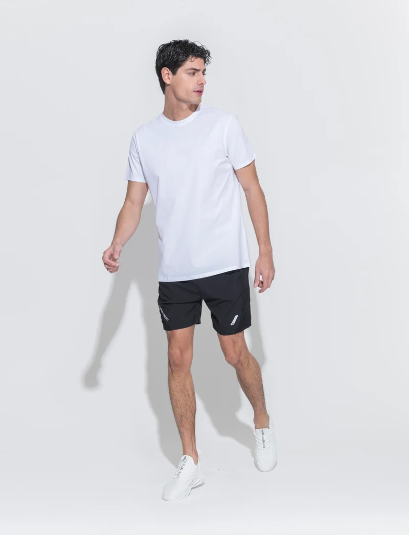 Shorts da allenamento in tessuto tecnico leggero da uomo - Nero